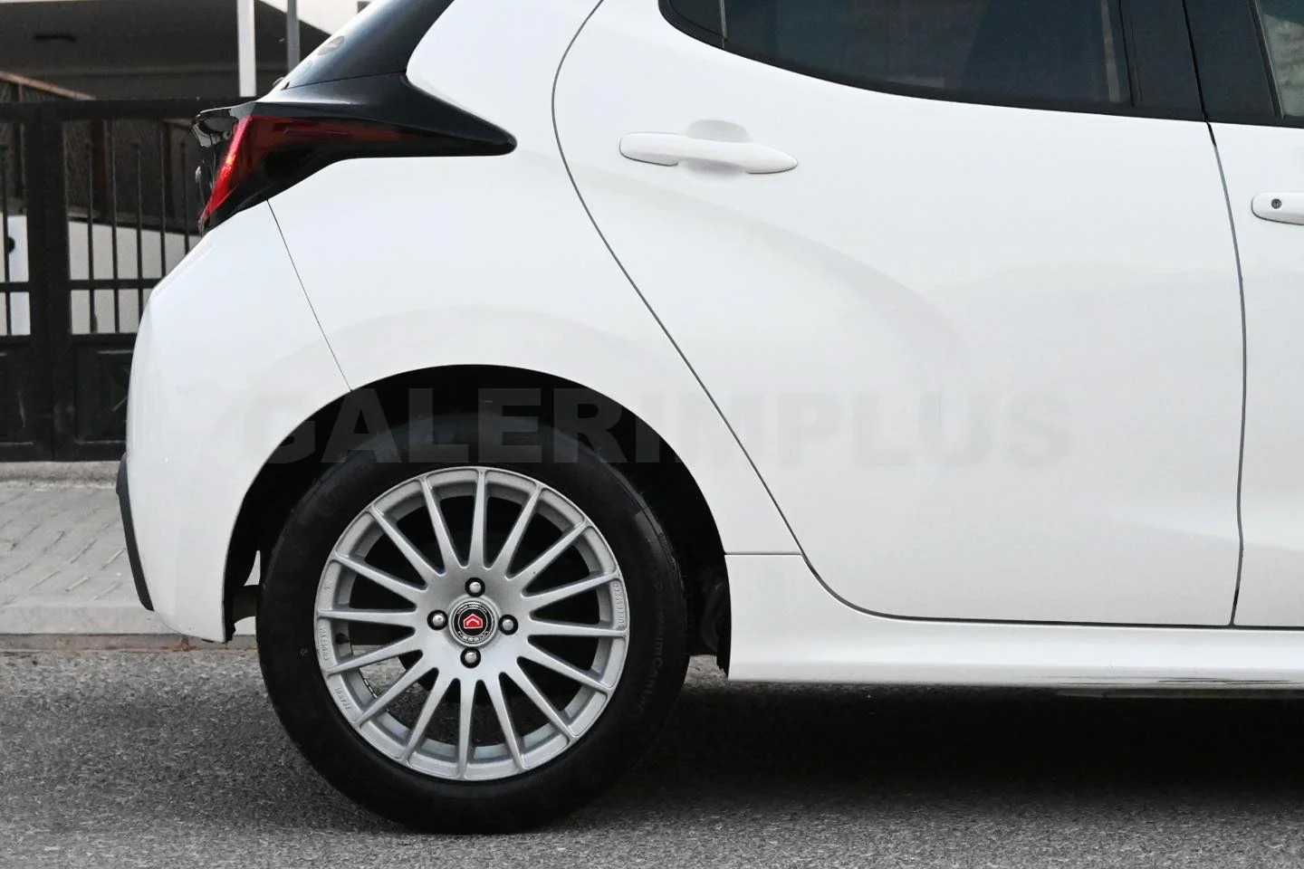 Toyota Yaris 2022 Satılık İkinci El - Thumbnail 4