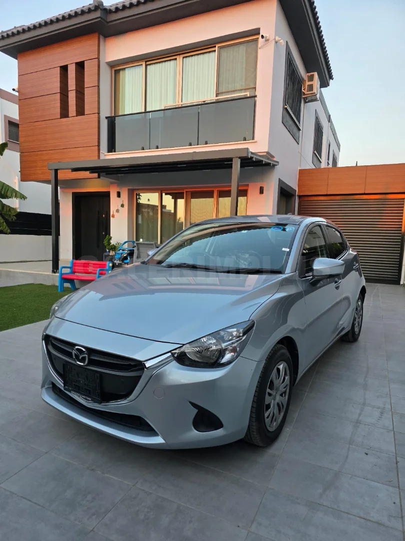 Mazda Demio 2019 Satılık İkinci El - Thumbnail 2