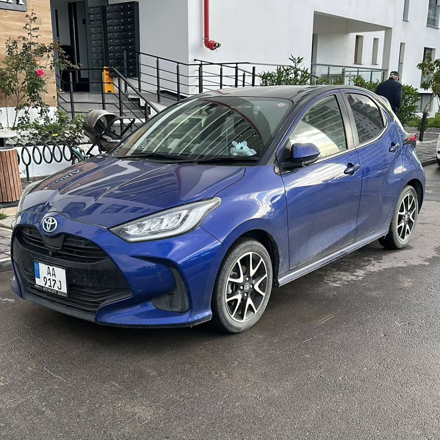 Toyota Yaris Sport 2023 Satılık İkinci El - Thumbnail 2