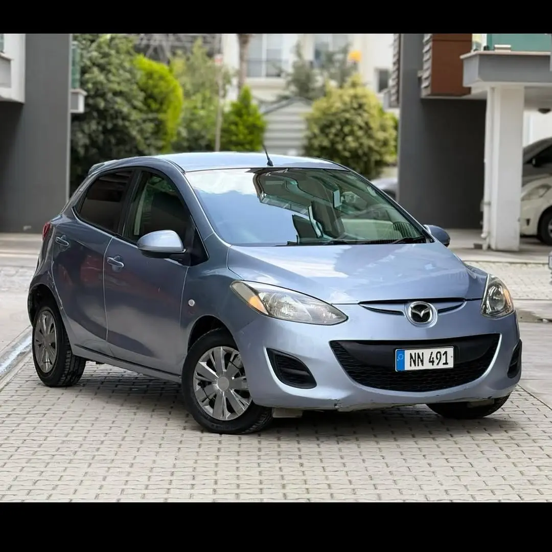 2012 Mazda Demio
