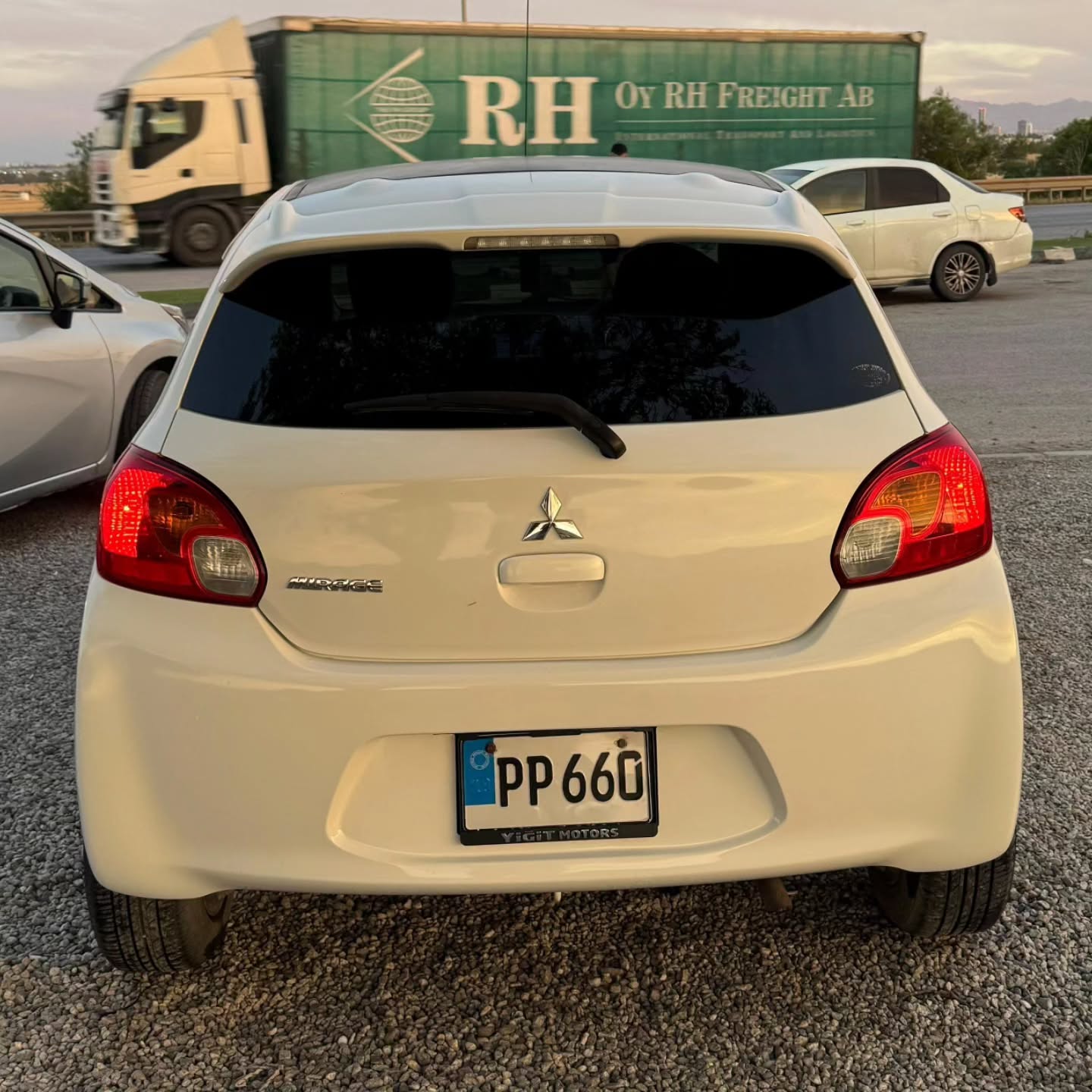Mitsubishi Mirage 2013 Satılık İkinci El - Thumbnail 6