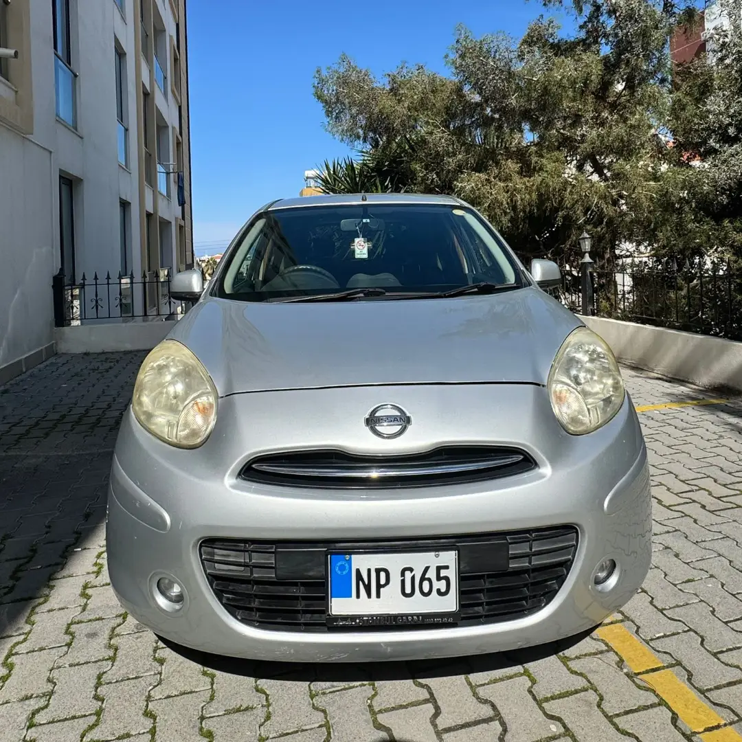 2011 Nissan March