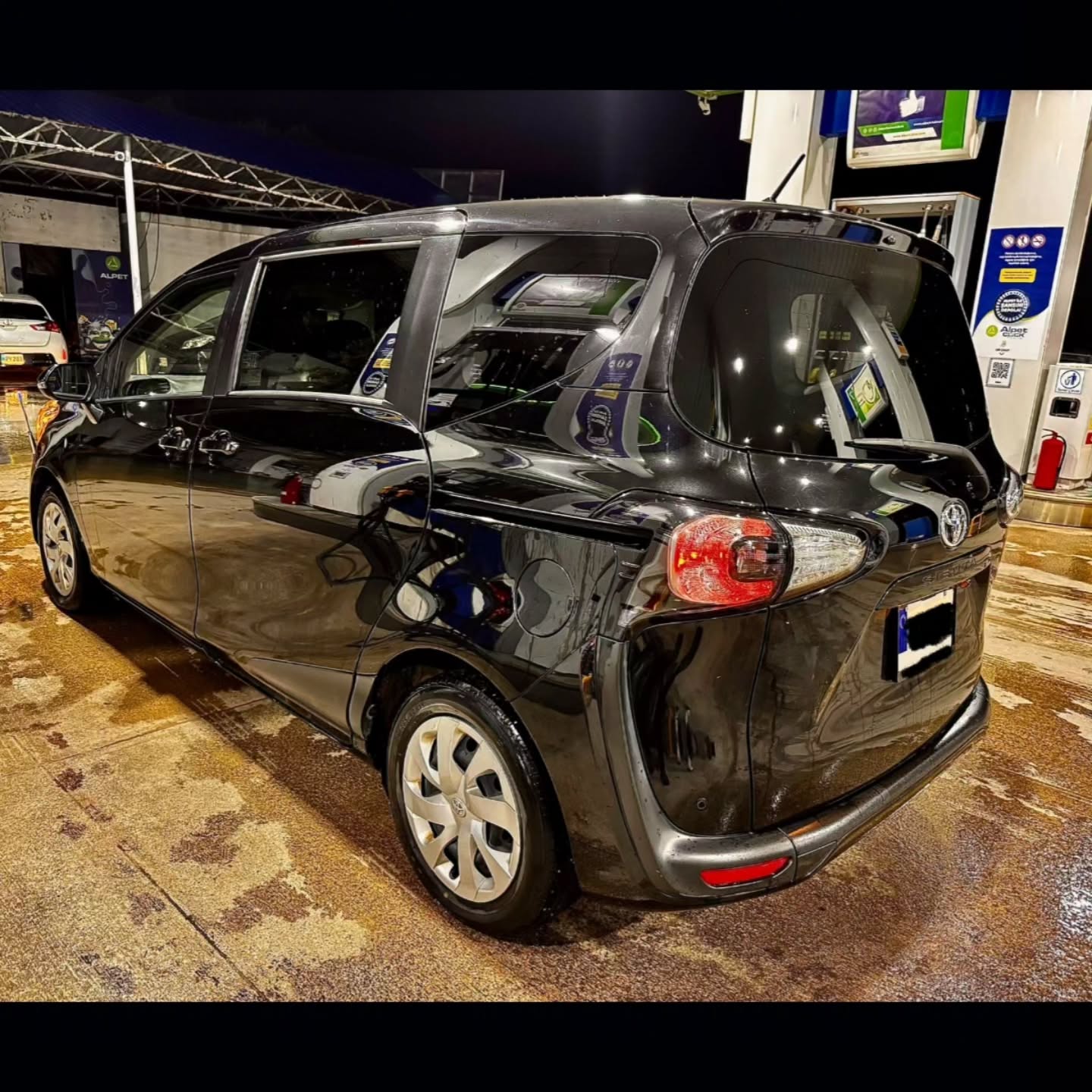 Toyota Sienta 2018 Satılık İkinci El - Thumbnail 3
