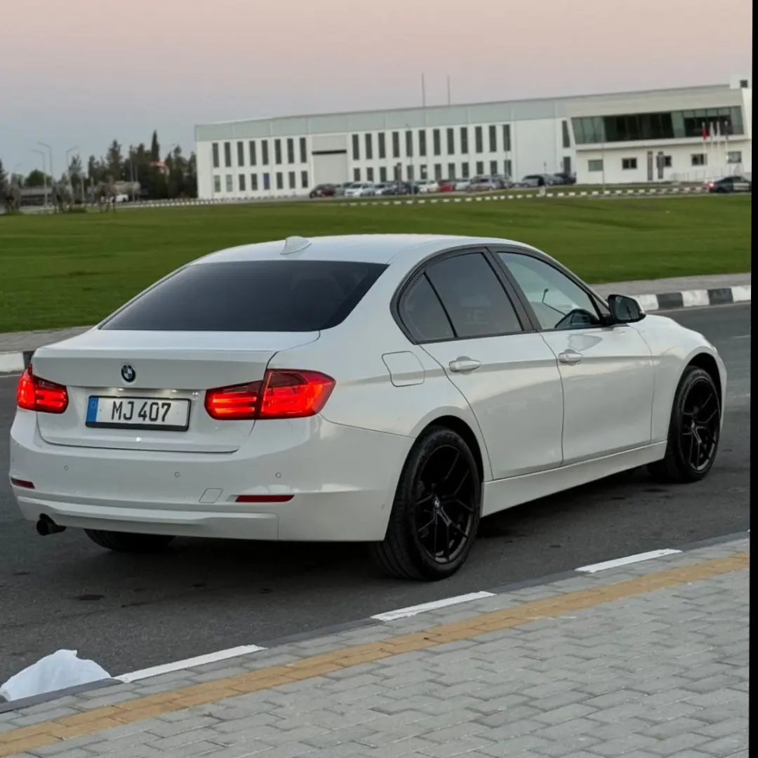 Bmw F30 2013 Satılık İkinci El - Thumbnail 2