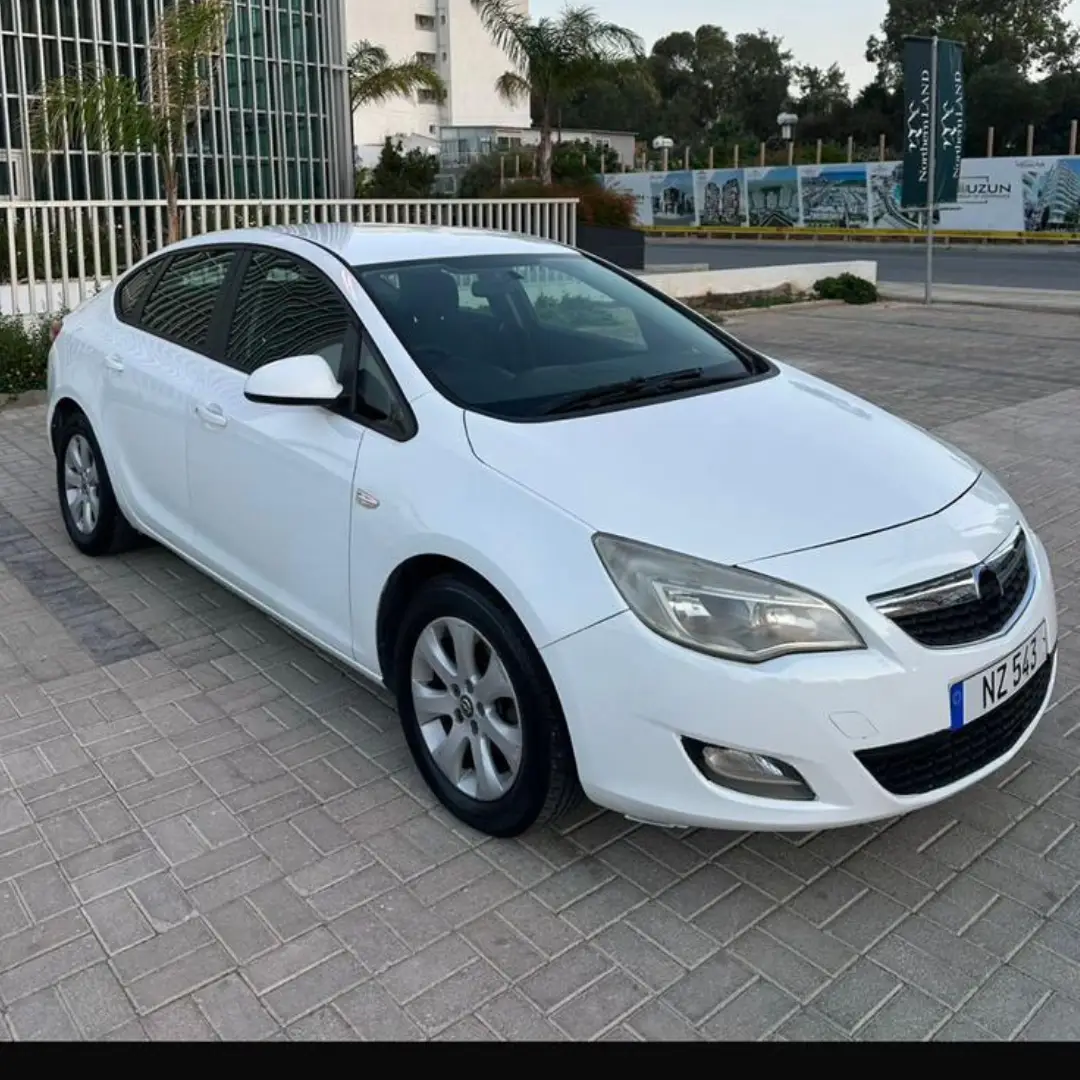 Opel Astra 2016 Satılık İkinci El - Thumbnail 2