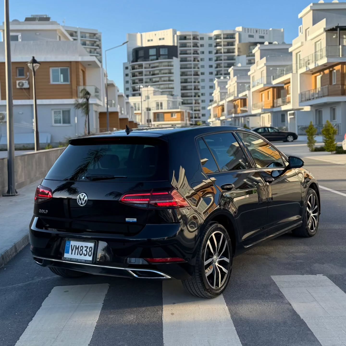 Volkswagen Golf 1.4 Highline 2019 Satılık İkinci El - Thumbnail 4