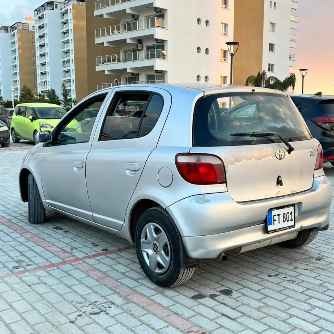 Toyota Vitz 2001 Satılık İkinci El - Thumbnail 2
