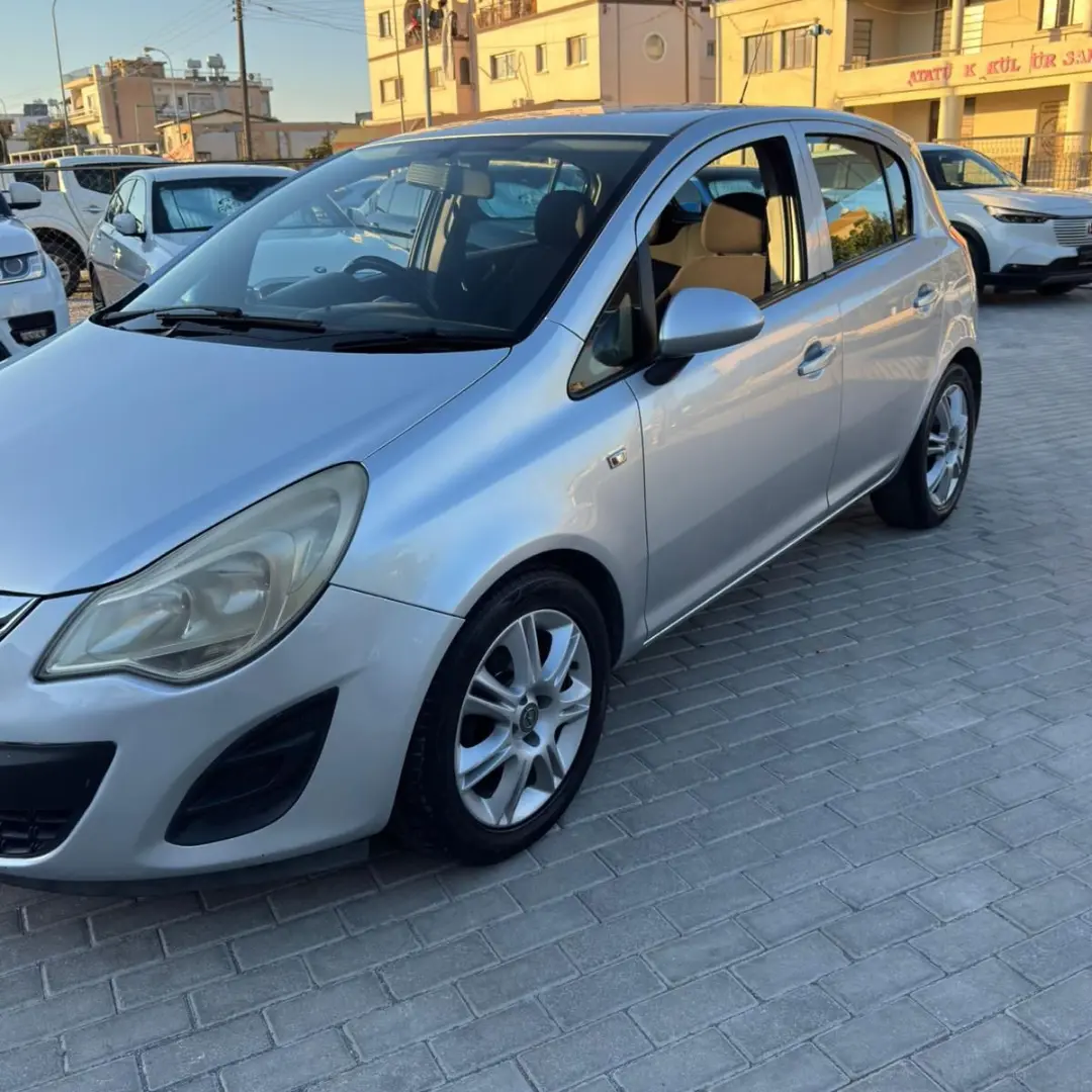 2012 Opel Corsa Benzin Otomatik Gazimağusa İlan görseli - GalerimPlus