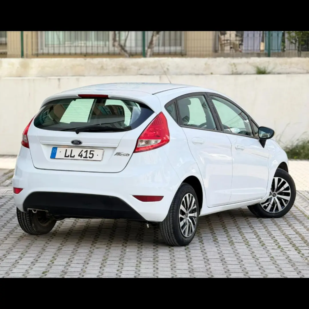 2011 Ford Fiesta