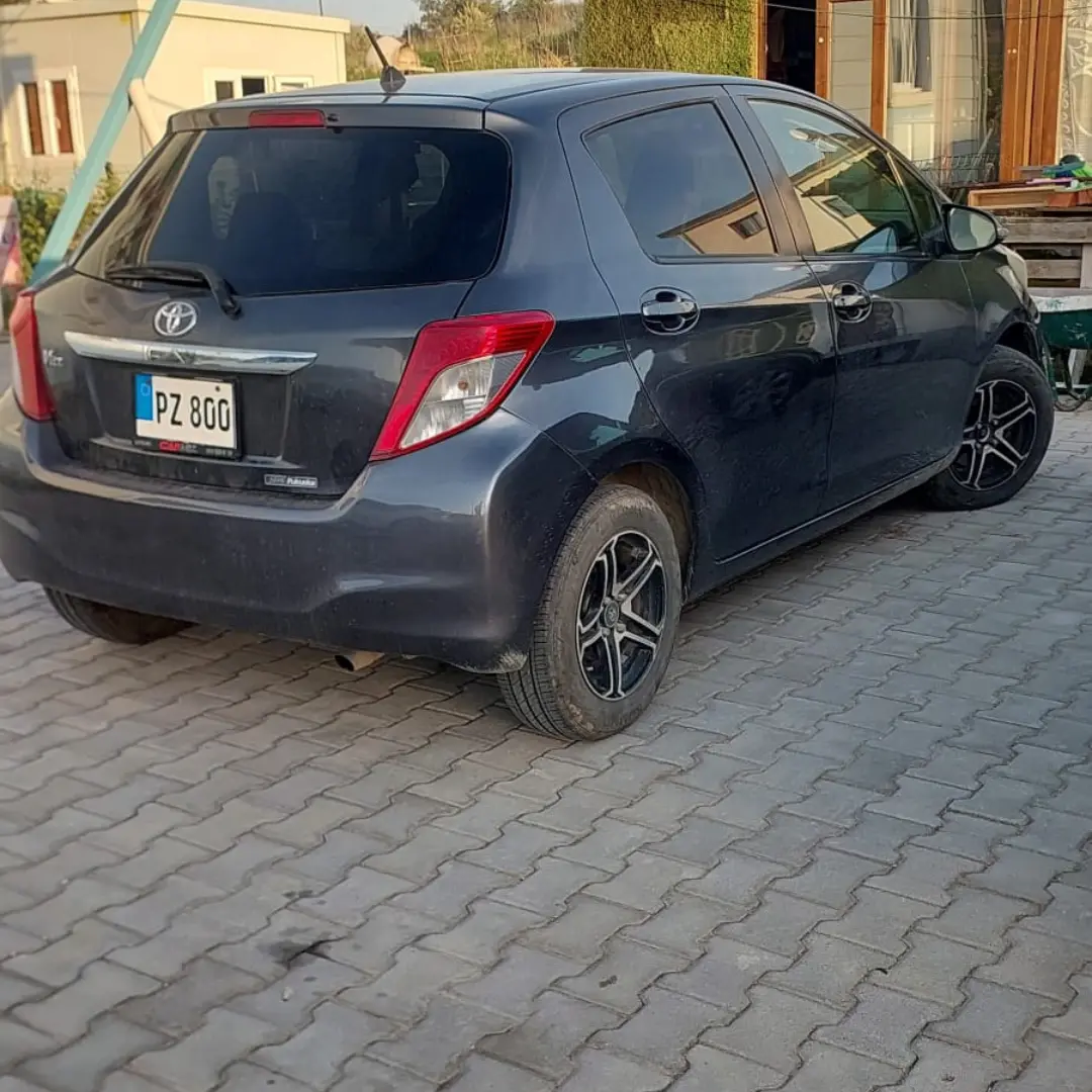 Toyota Vitz 2013 Satılık İkinci El - Thumbnail 4