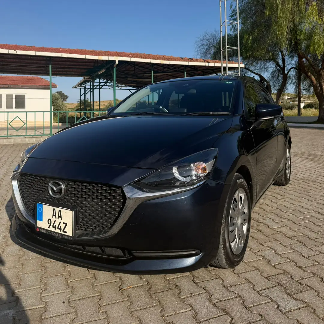 2022 Mazda 2
