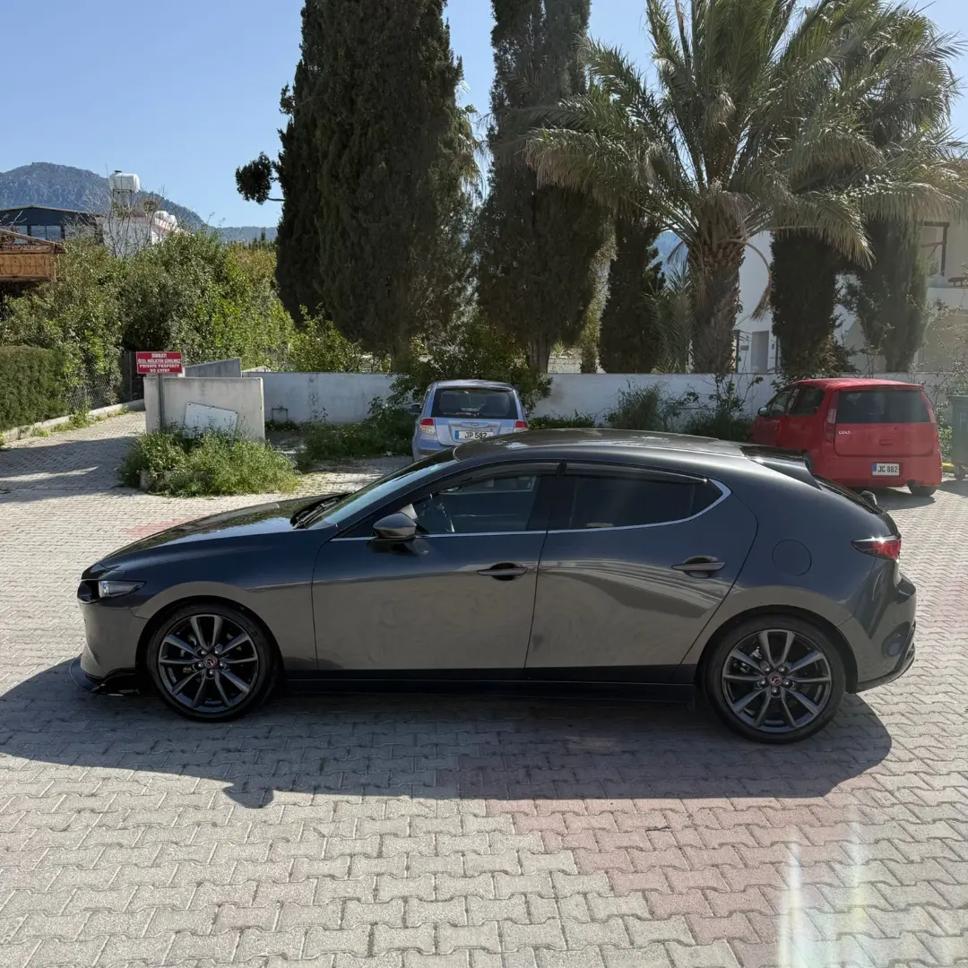 Mazda 3 Fastback 20s Pro Active Touring Selection 2023 Satılık İkinci El - Thumbnail 3