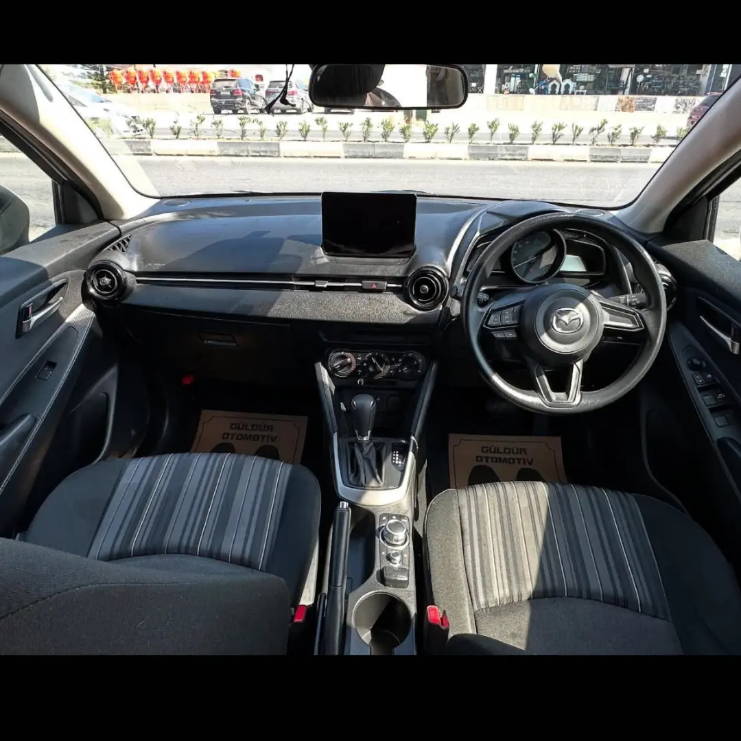 Mazda 2 2022 Satılık İkinci El - Thumbnail 5