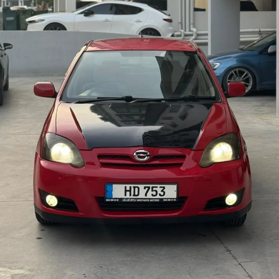 2003 Toyota Runx