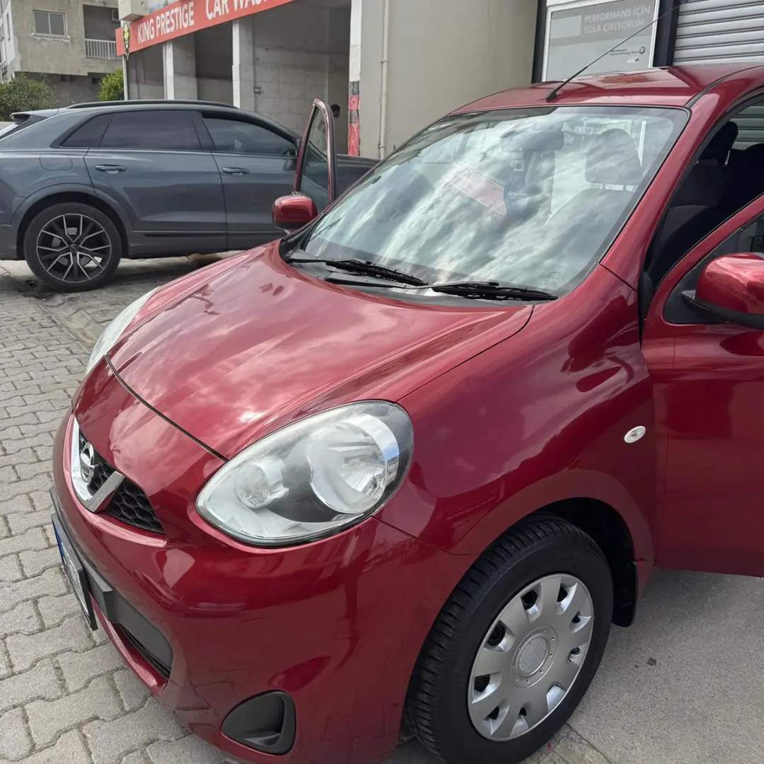 2019 Nissan March