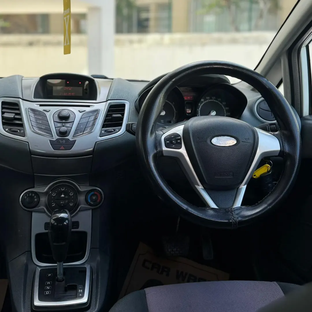 Ford Fiesta 2011 Satılık İkinci El - Thumbnail 4