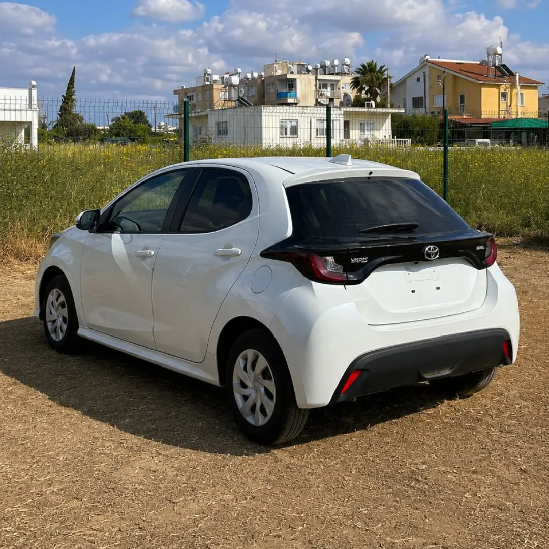 Toyota Yaris 2023 Satılık İkinci El - Thumbnail 4