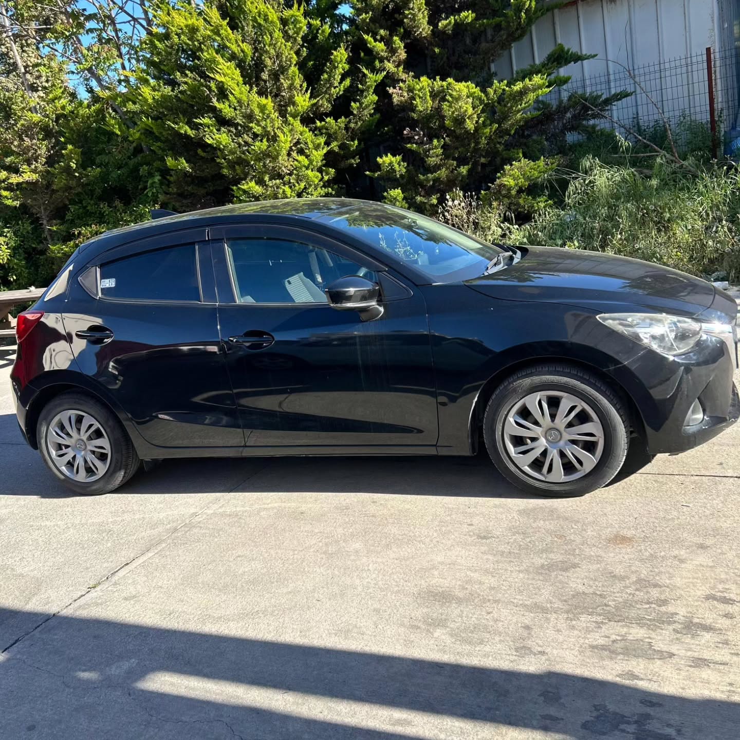 Mazda Demio 2019 Satılık İkinci El - Thumbnail 2