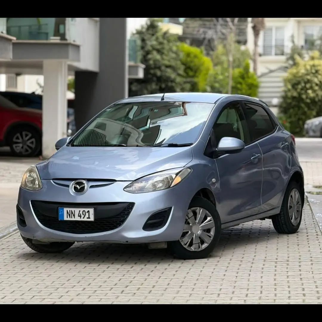 2012 Mazda Demio