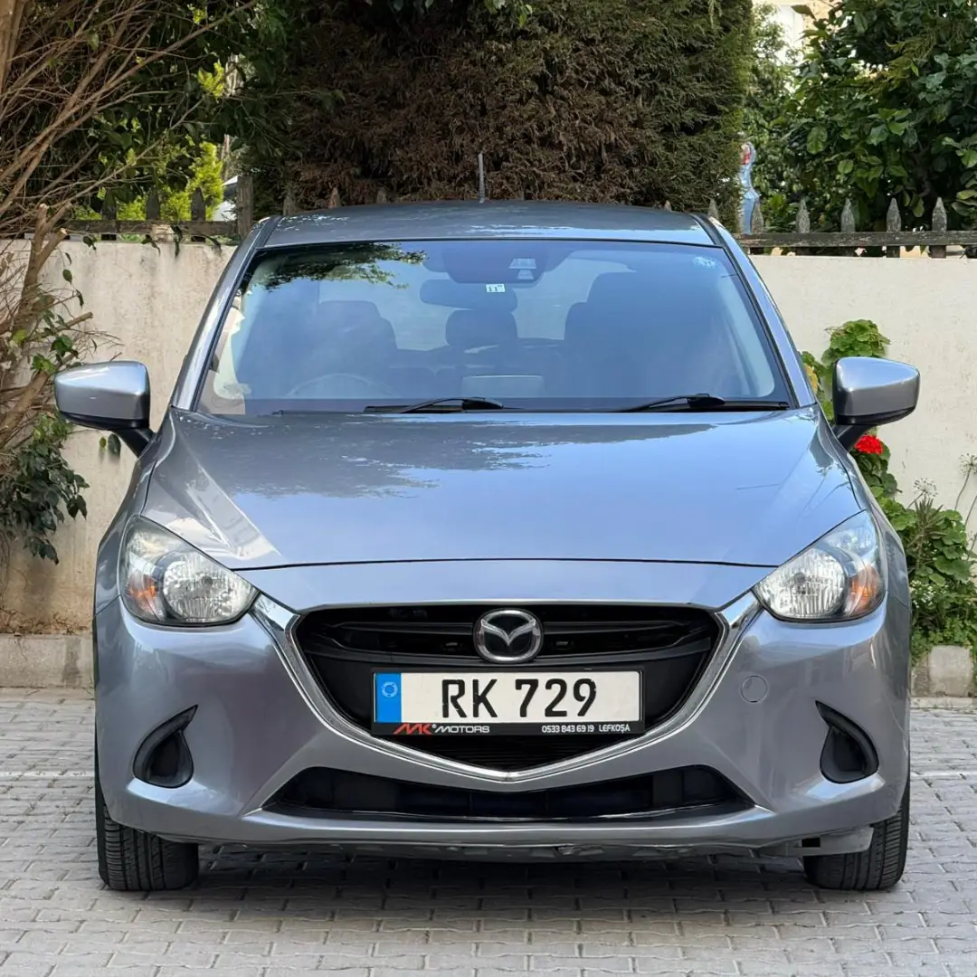 2015 Mazda Demio