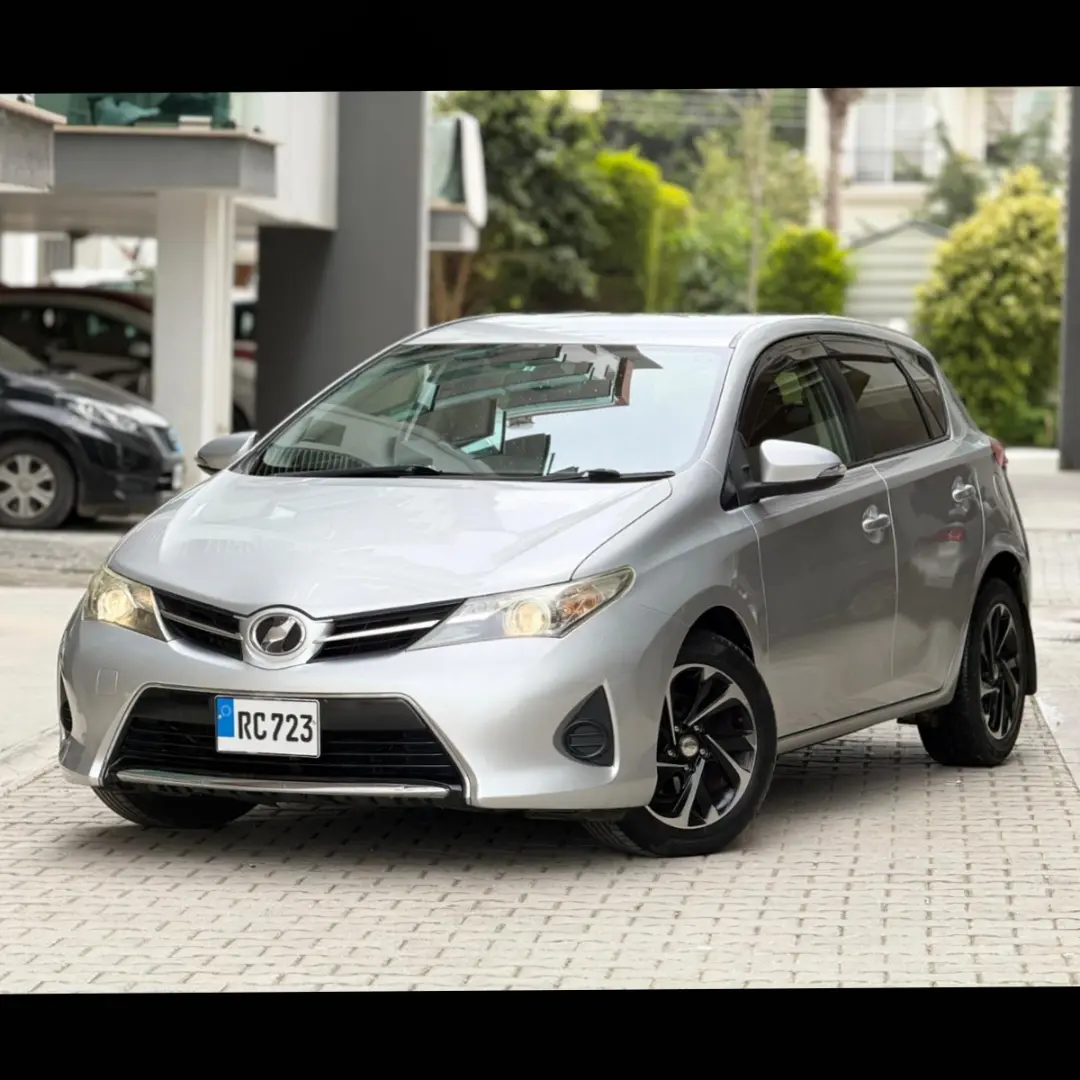 Toyota Auris 2014 Satılık İkinci El - Thumbnail 2