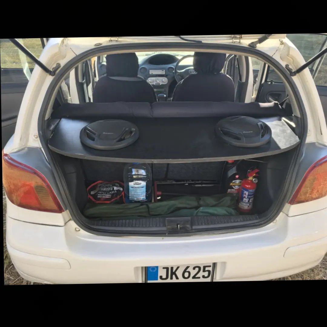 Toyota Vitz 2004 Satılık İkinci El - Thumbnail 8