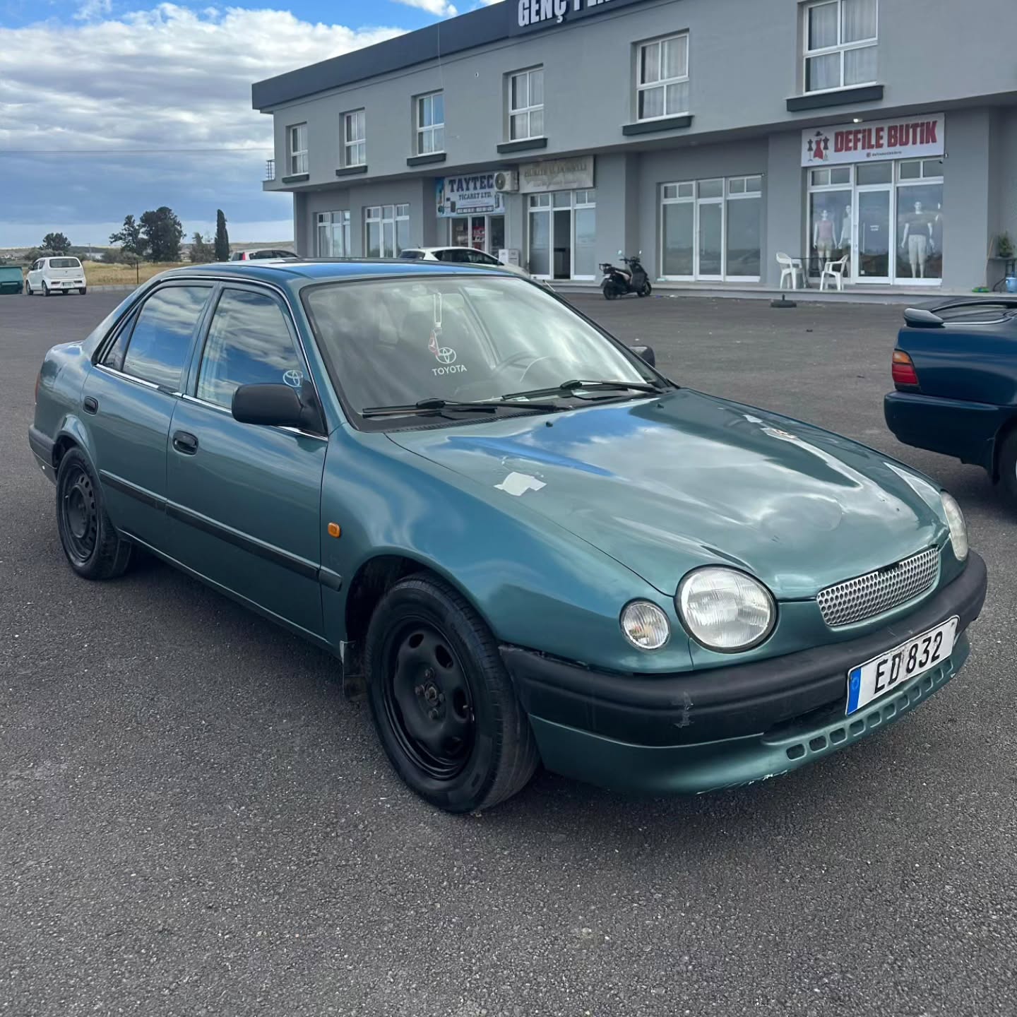 Toyota Corolla 1998 Satılık İkinci El - Thumbnail 2