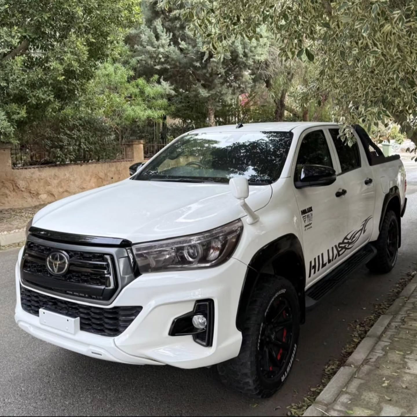 2020 Toyota Hilux Sport