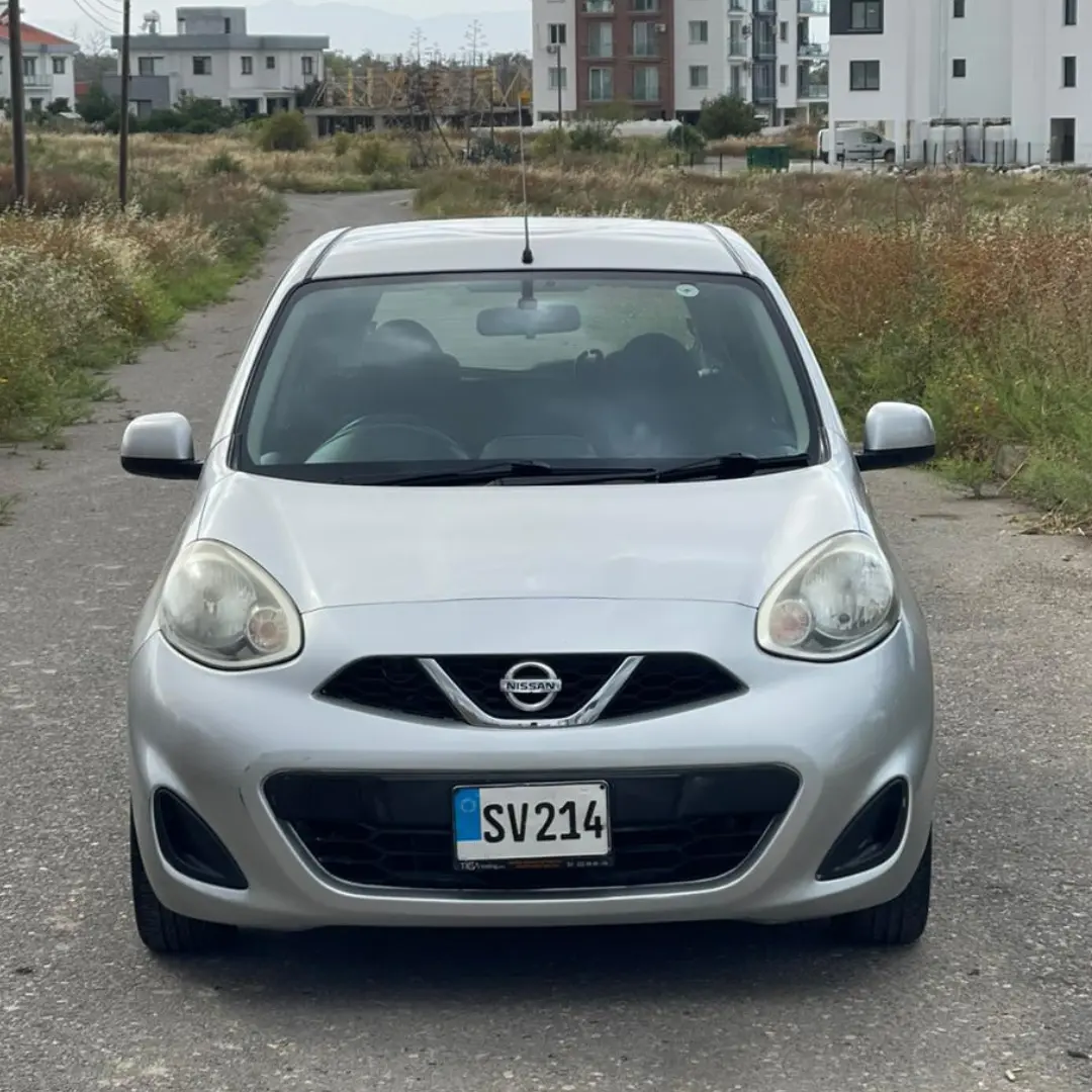 2017 Nissan March