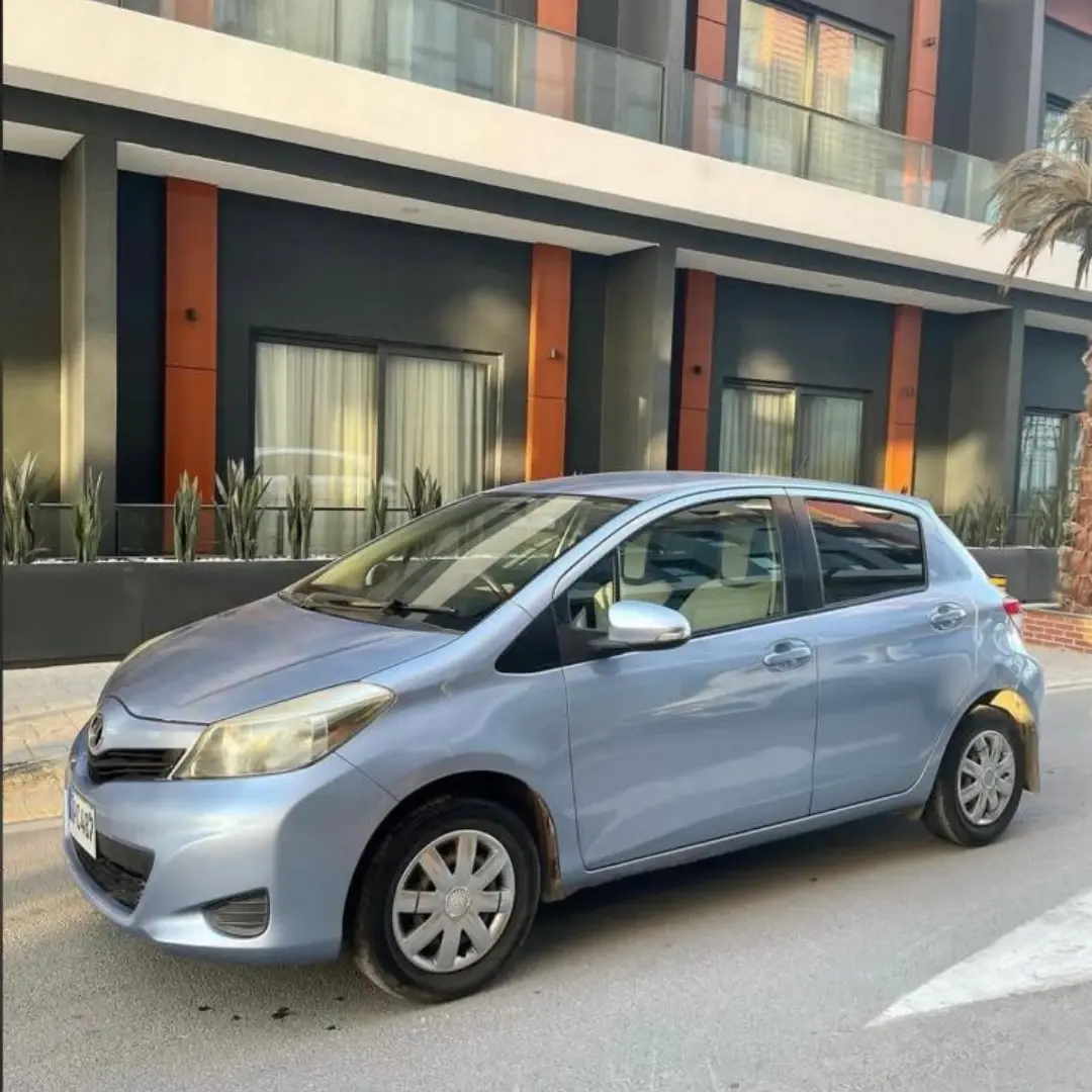 2012 Toyota Vitz