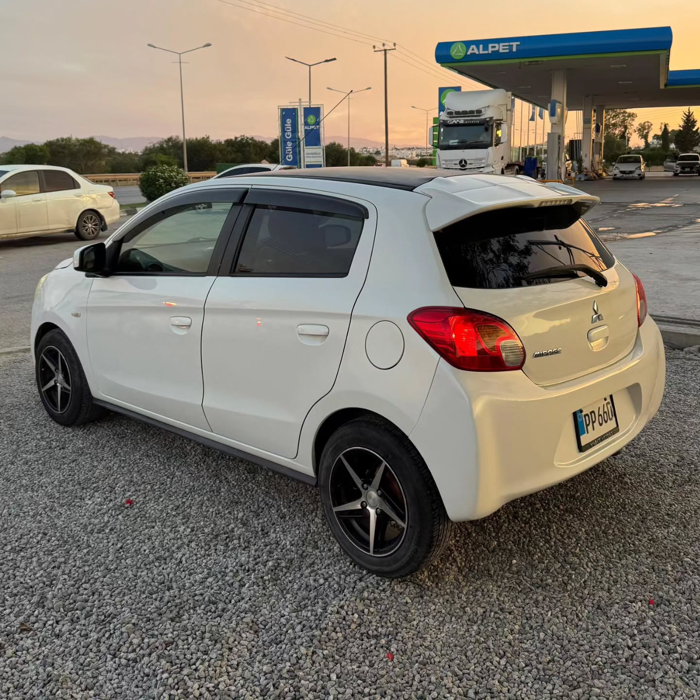 Mitsubishi Mirage 2013 Satılık İkinci El - Thumbnail 5