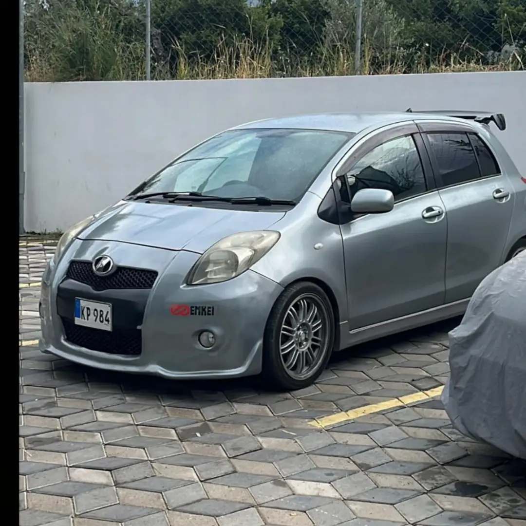 2006 Toyota Vitz Rs