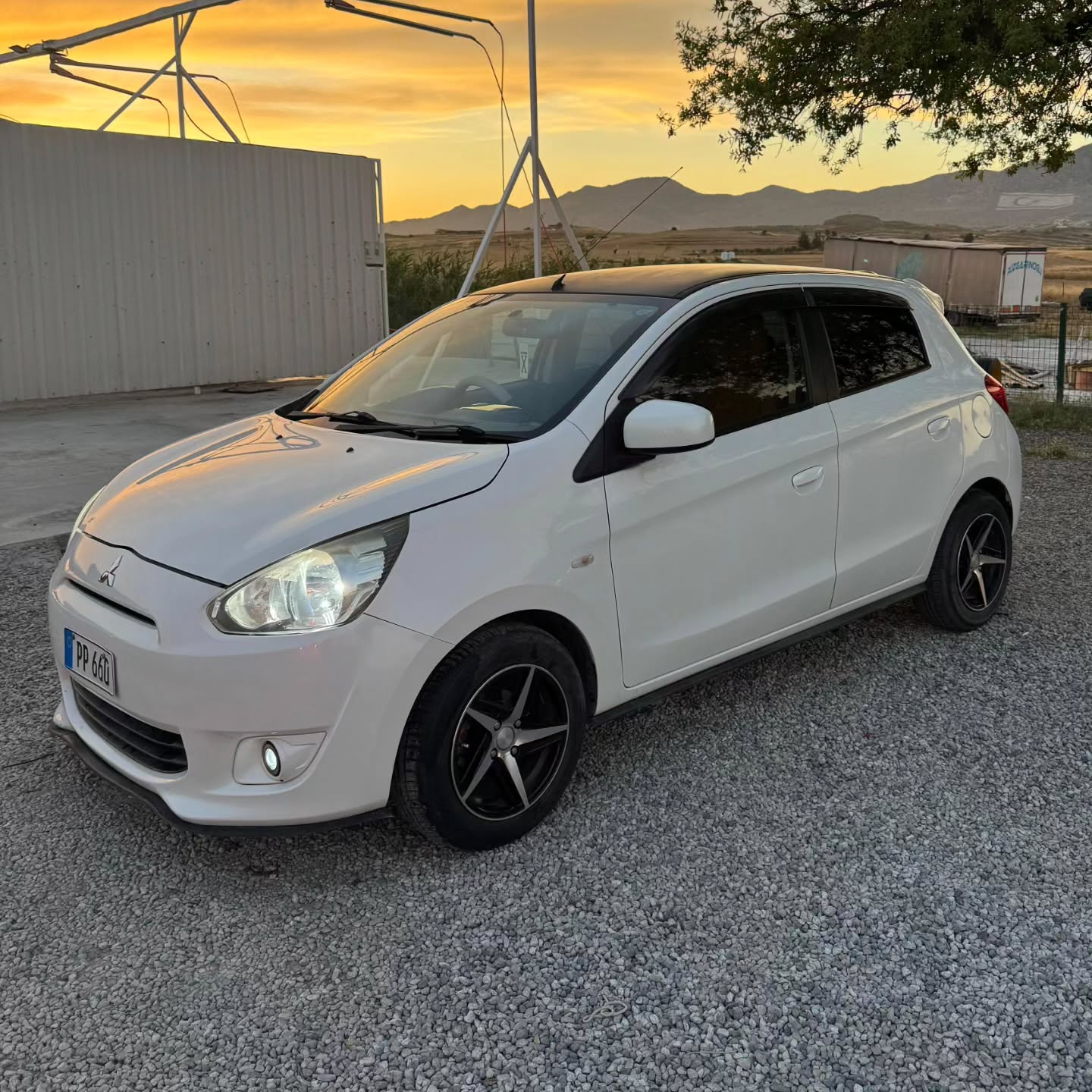 Mitsubishi Mirage 2013 Satılık İkinci El - Thumbnail 3