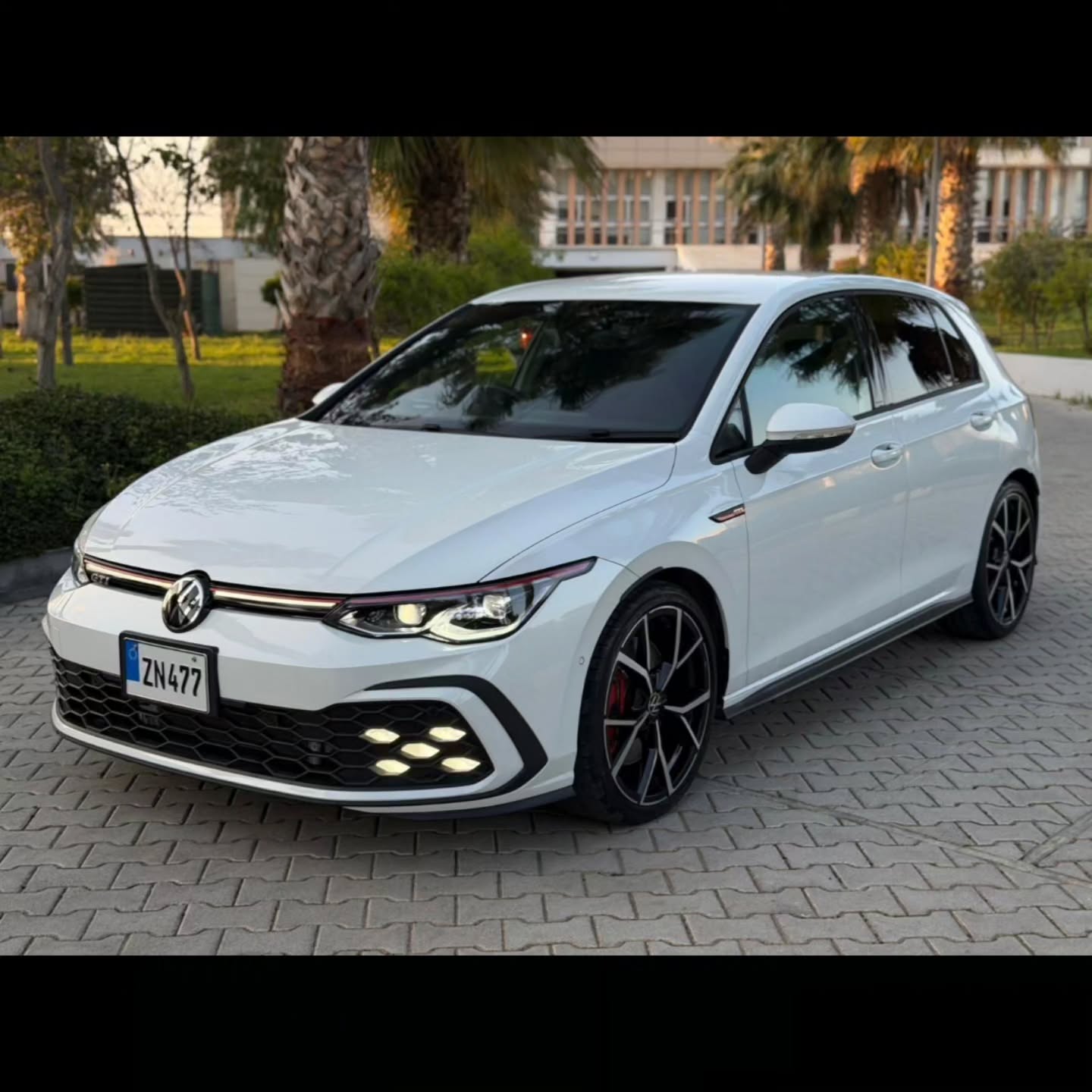 Volkswagen Golf 8.5 Gti 2023 Satılık İkinci El - Thumbnail 2