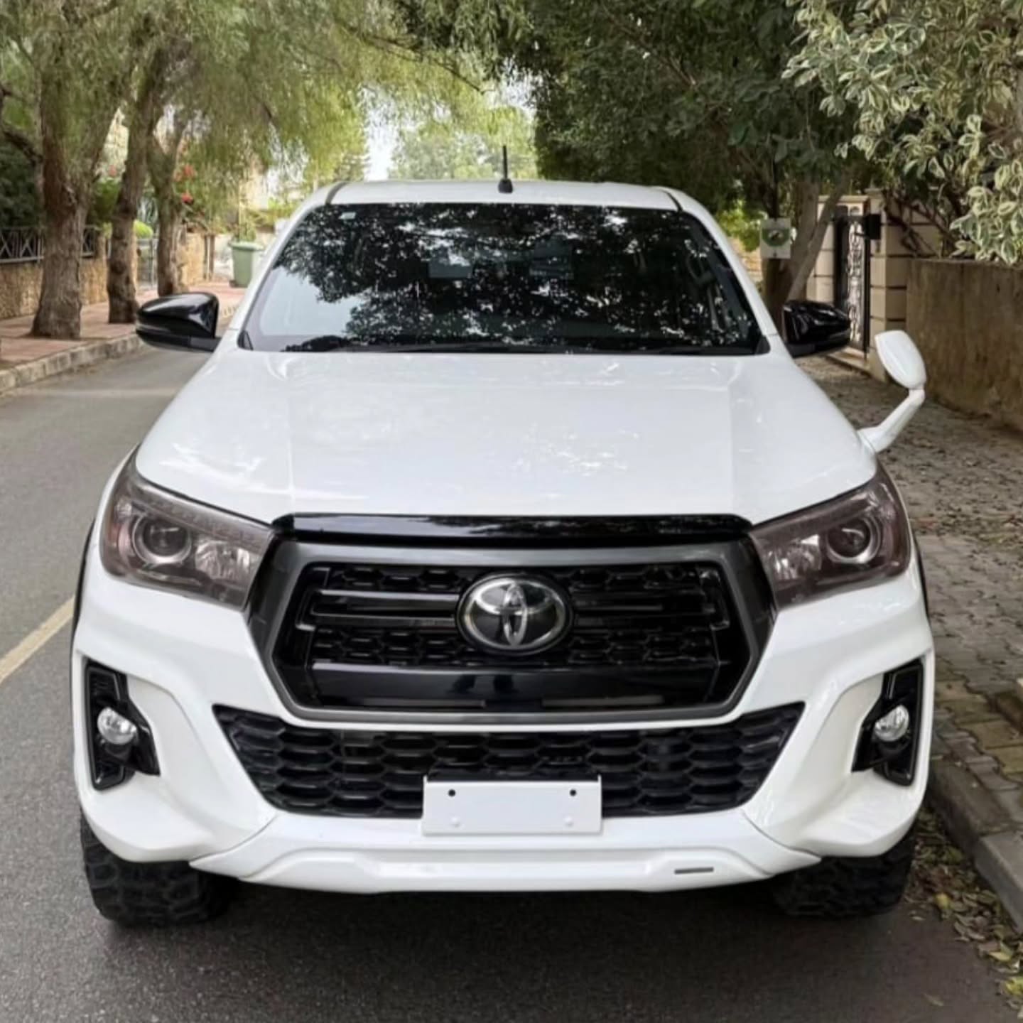 Toyota Hilux Sport 2020 Satılık İkinci El - Thumbnail 2