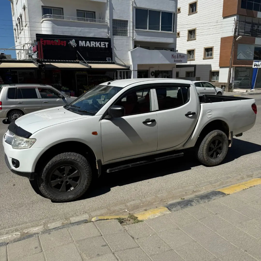 Mitsubishi L200 2013 Satılık İkinci El - Thumbnail 3