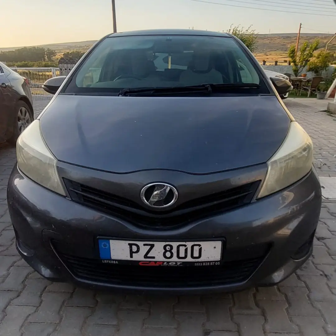 Toyota Vitz 2013 Satılık İkinci El - Thumbnail 3