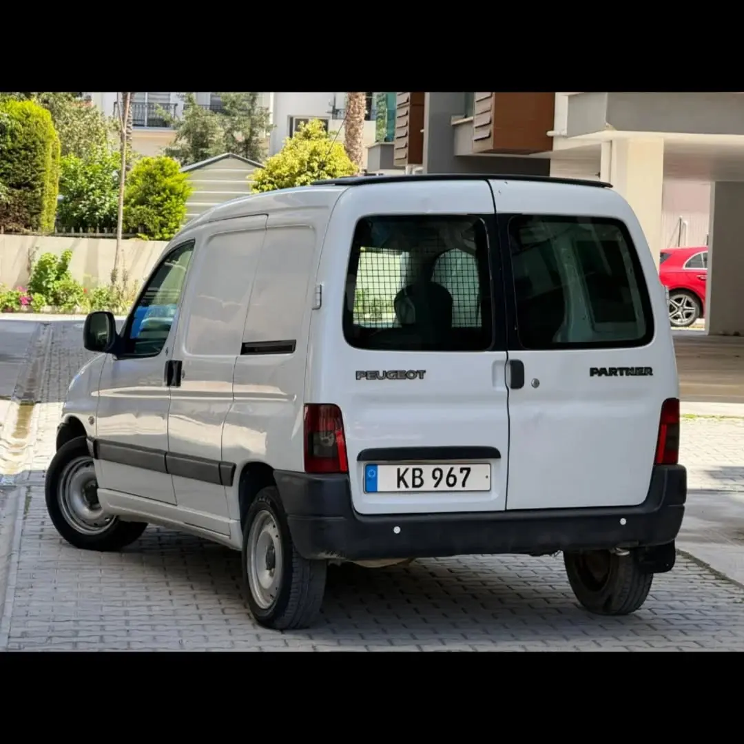 2003 Peugeot Partner Dizel Manuel Girne İlan görseli - GalerimPlus