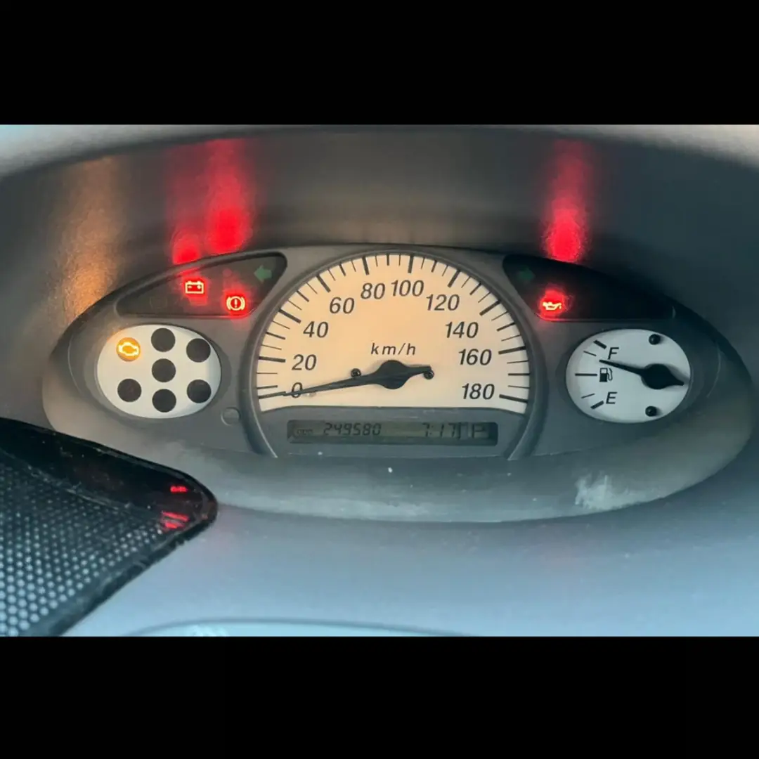 Toyota Vitz 2001 Satılık İkinci El - Thumbnail 8