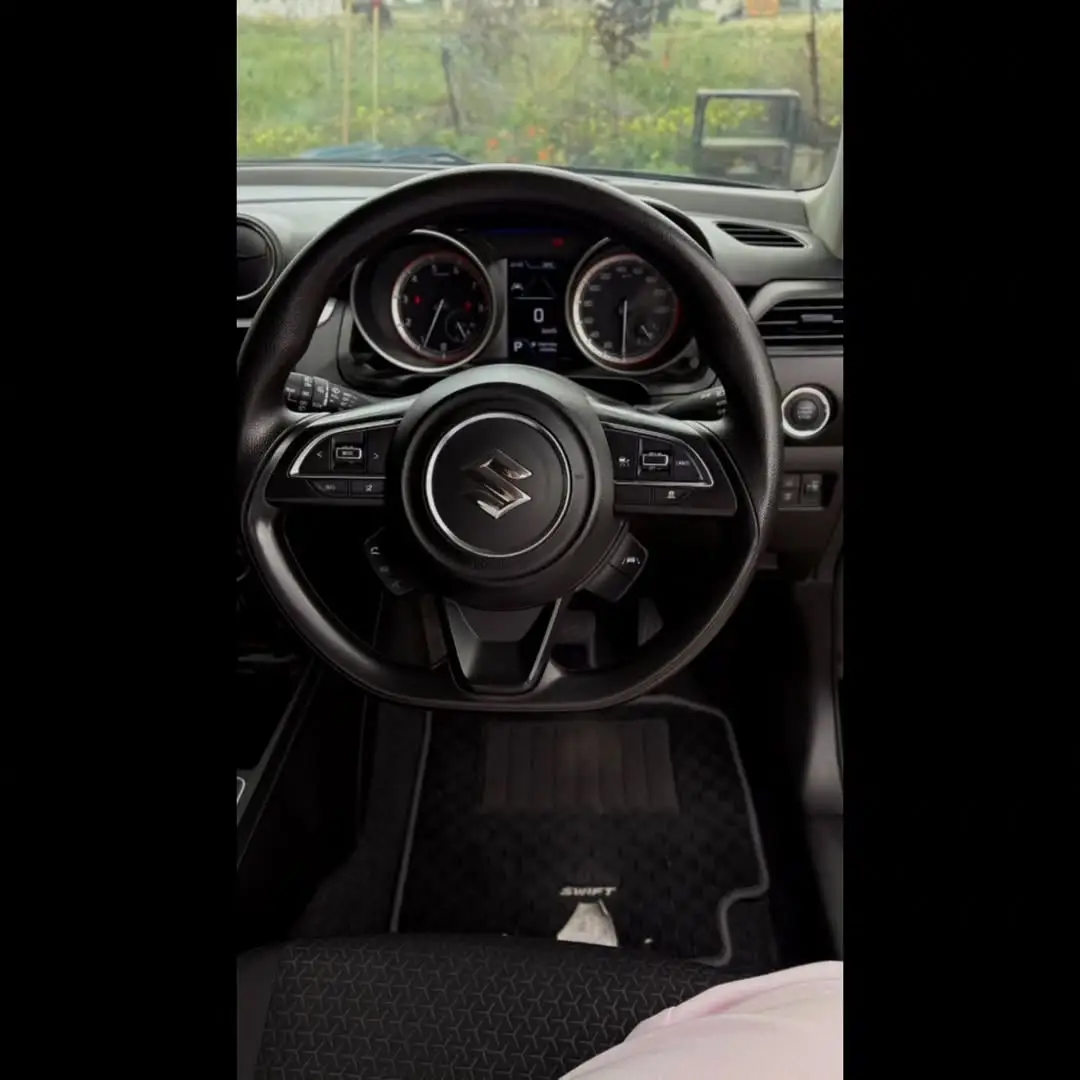Suzuki Swift 2023 Satılık İkinci El - Thumbnail 2