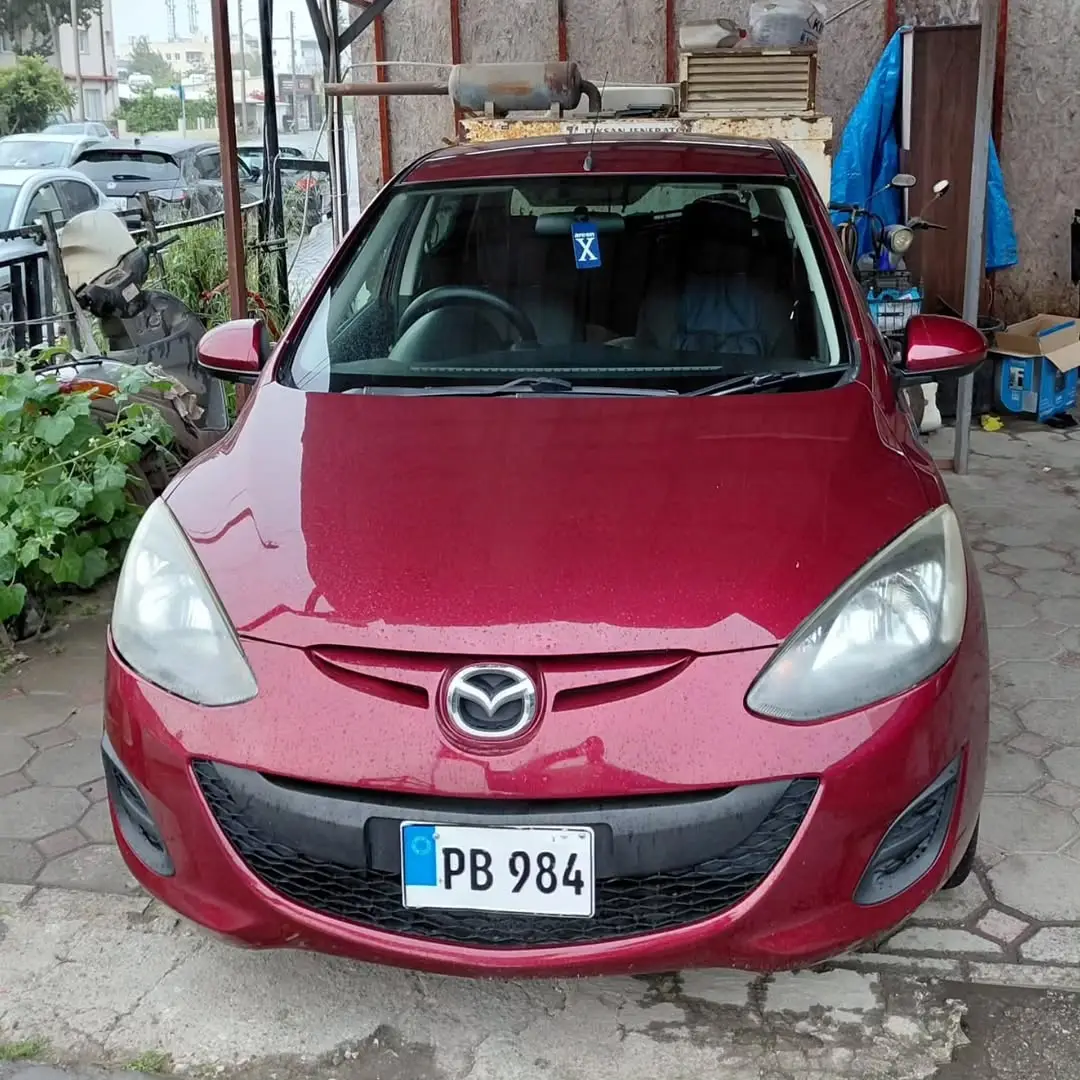 2012 Mazda Demio