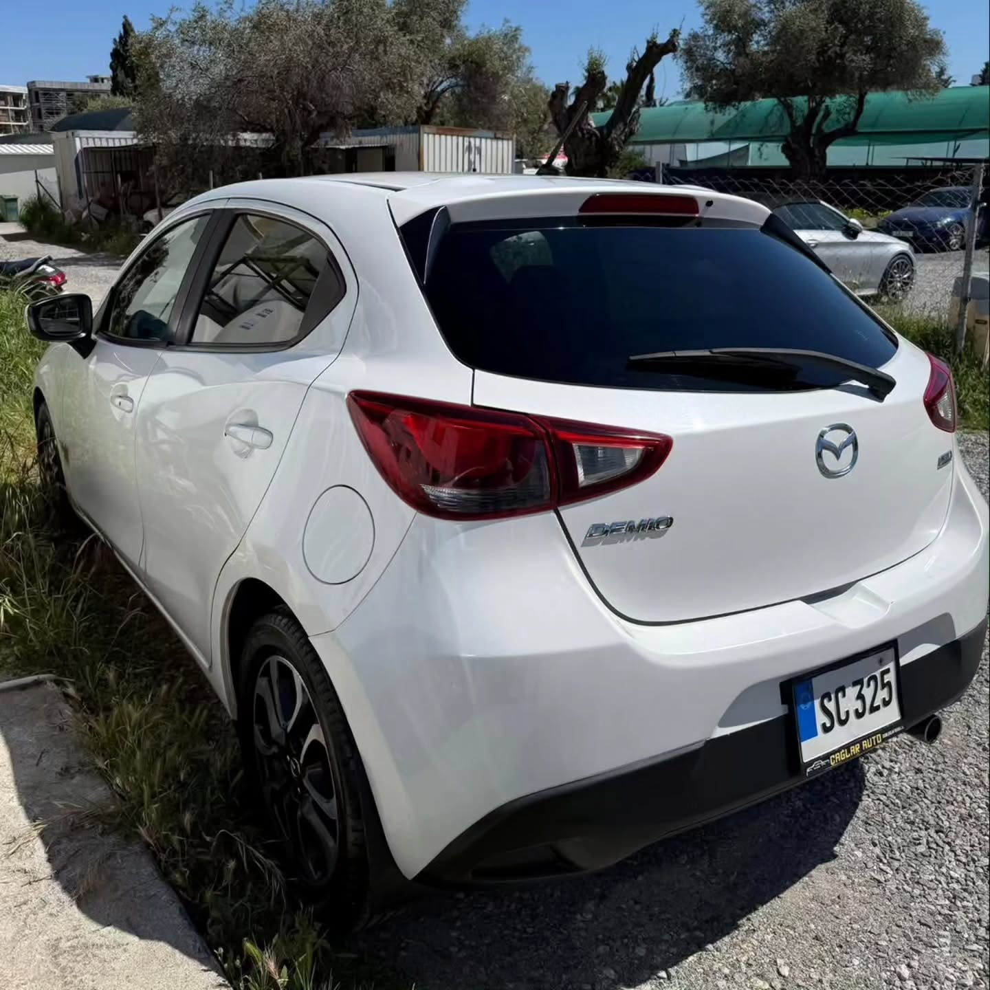 Mazda Demio 2016 Satılık İkinci El - Thumbnail 3