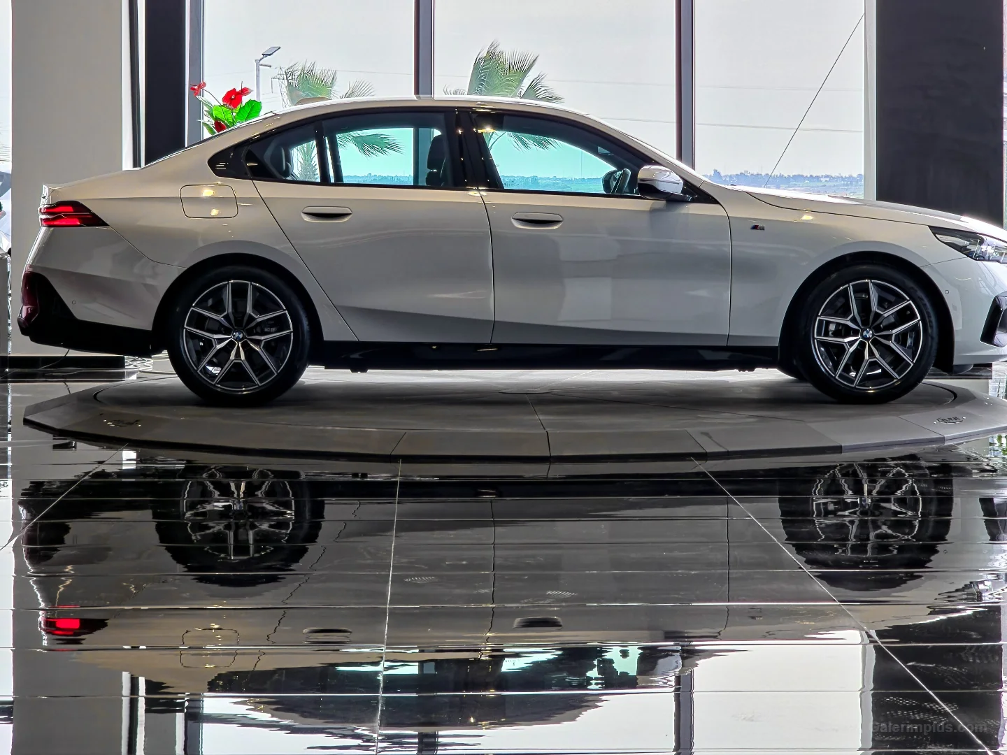 BMW 5 Serisi 2024 Satılık İkinci El - Thumbnail 5