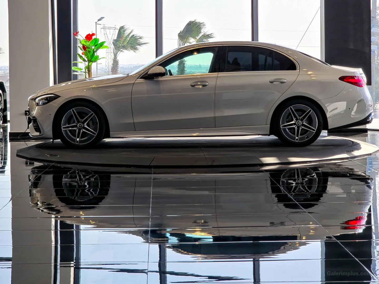 Mercedes-Benz C Serisi 2023 Satılık İkinci El - Thumbnail 2