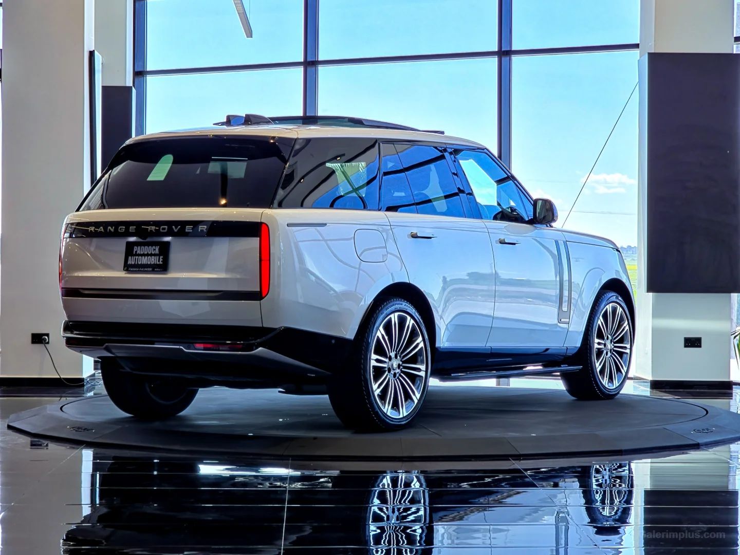 Land Rover Range Rover 2024 Satılık İkinci El - Thumbnail 4
