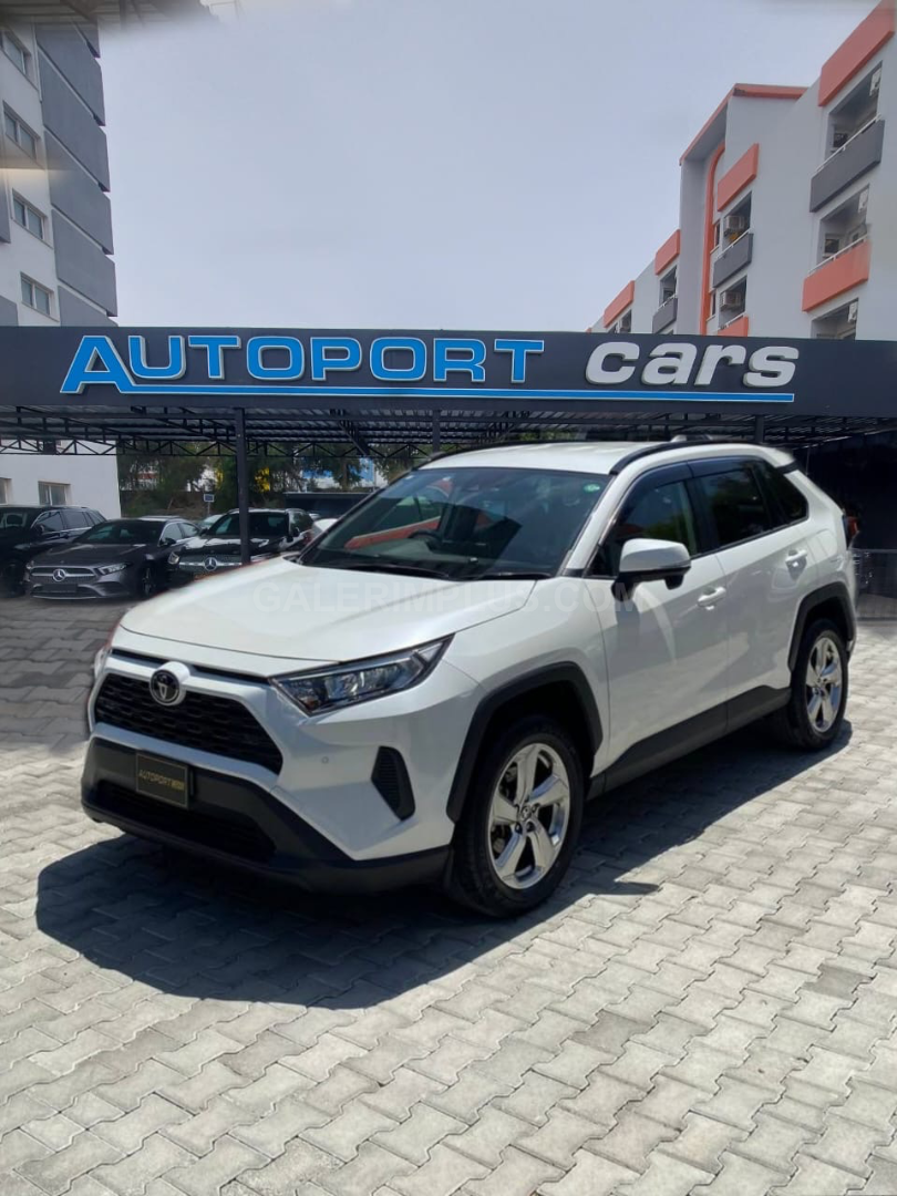 2021 Toyota RAV4 Premium