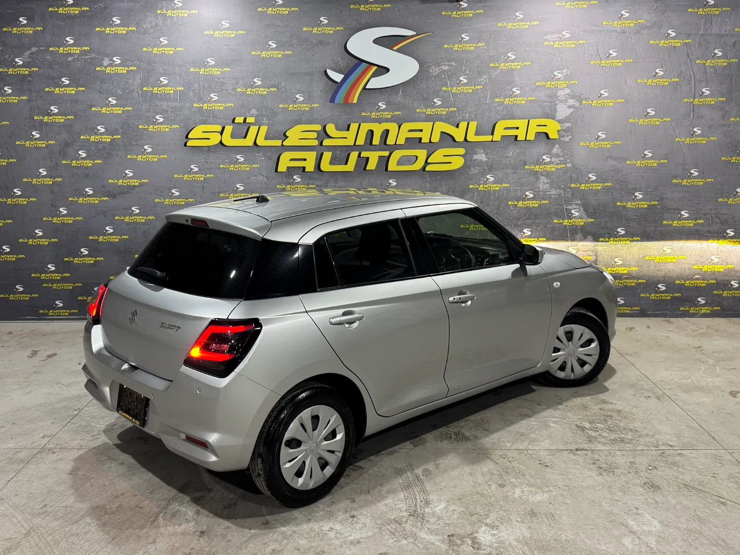 Suzuki Swift 2024 Satılık İkinci El - Thumbnail 3