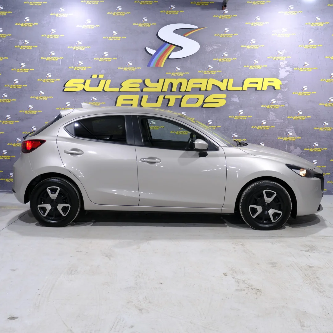 Mazda 2 2023 Satılık İkinci El - Thumbnail 3