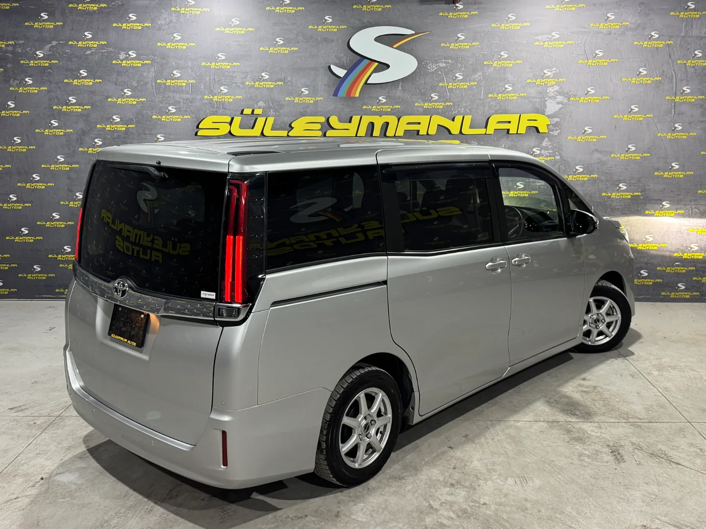 Toyota Noah 2022 Satılık İkinci El - Thumbnail 5