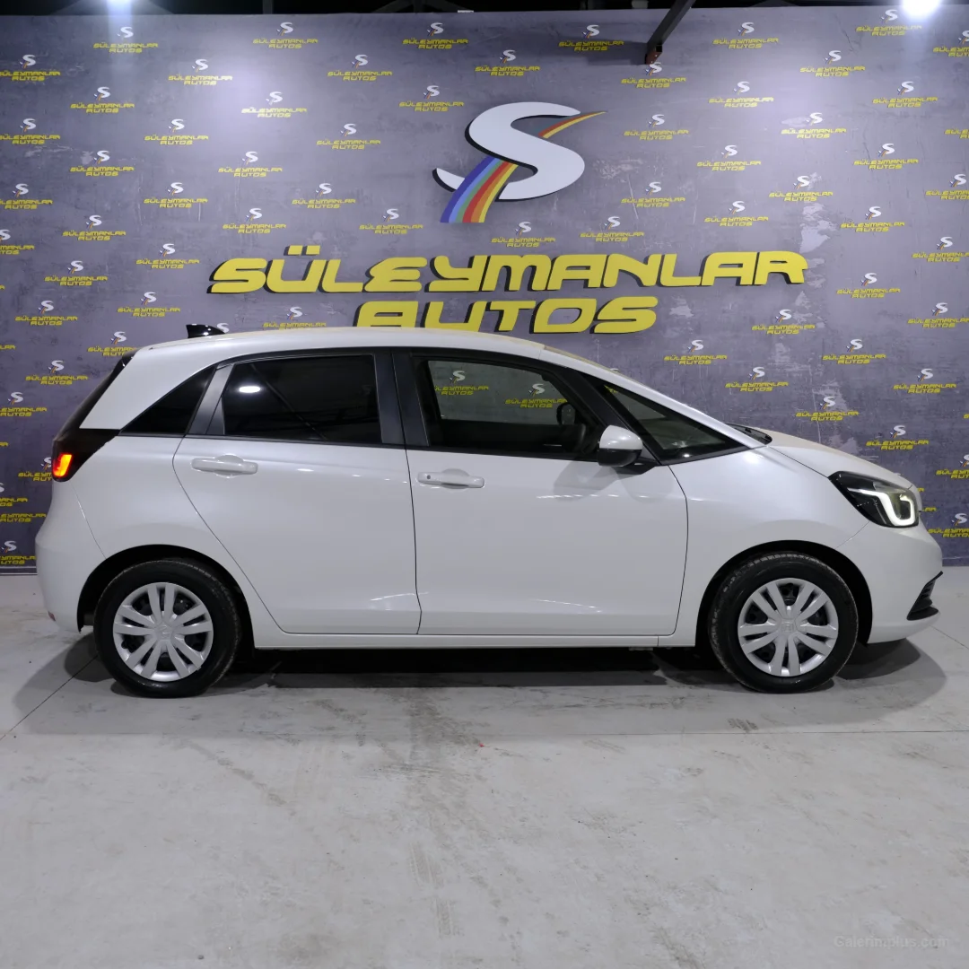 Honda Fit 2023 Satılık İkinci El - Thumbnail 3